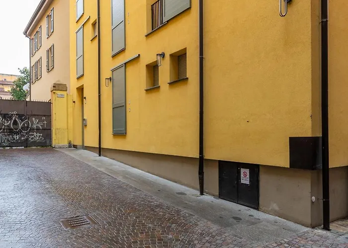 A Due Passi Da Piazza Maggiore 4